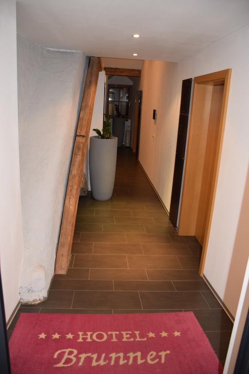 Appartement-Hotel Gh Zum Goldenen Schiff Enns Exterior photo